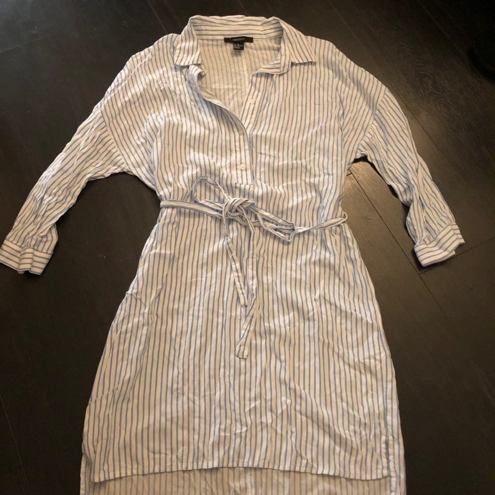 4/$12‼️ Forever 21 Stripped Dress